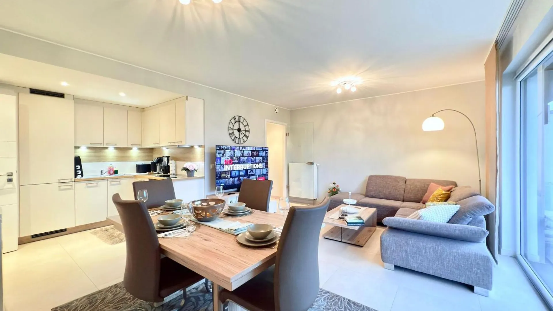 Comfort 2 Bedroom With Balcony And Parking Mamer Daire