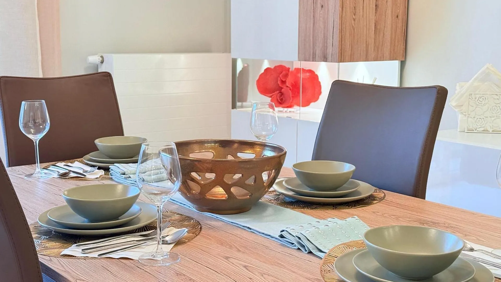 Comfort 2 Bedroom With Balcony And Parking Mamer 0*,  Lüksemburg